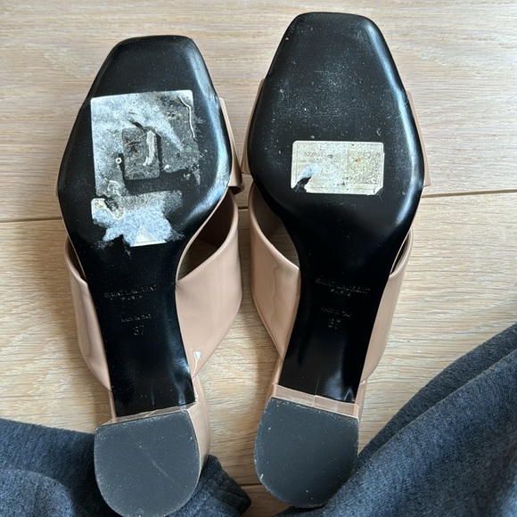 SAINT LAUREN PARIS camel patent leather open toe slide - Picture 4 of 5